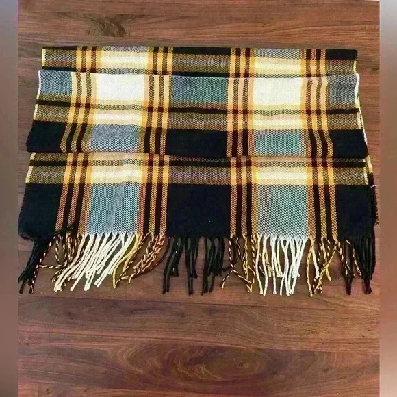 Oversized Scarf - Picture 3 of 3